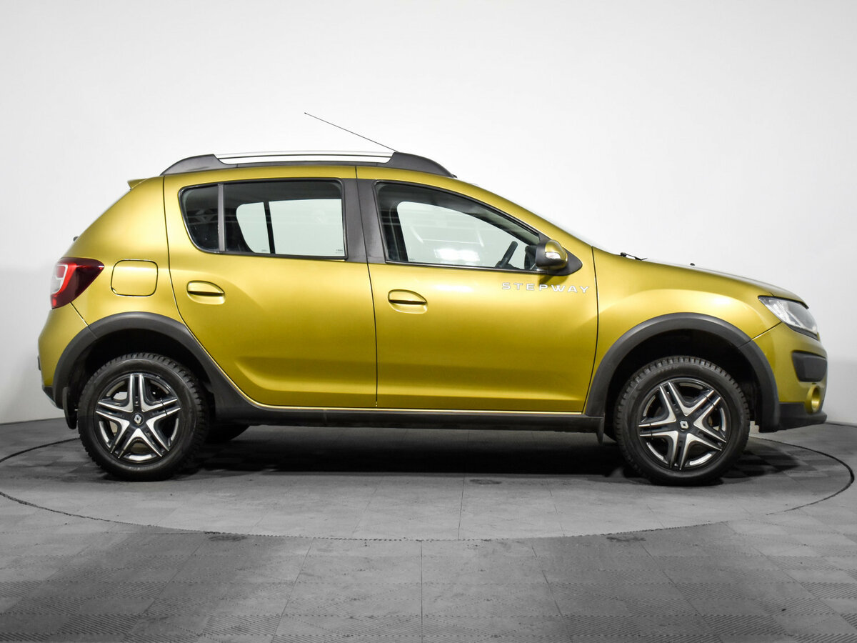 Renault Sandero Stepway II, 2017 - 126 290 км. | Фото №4