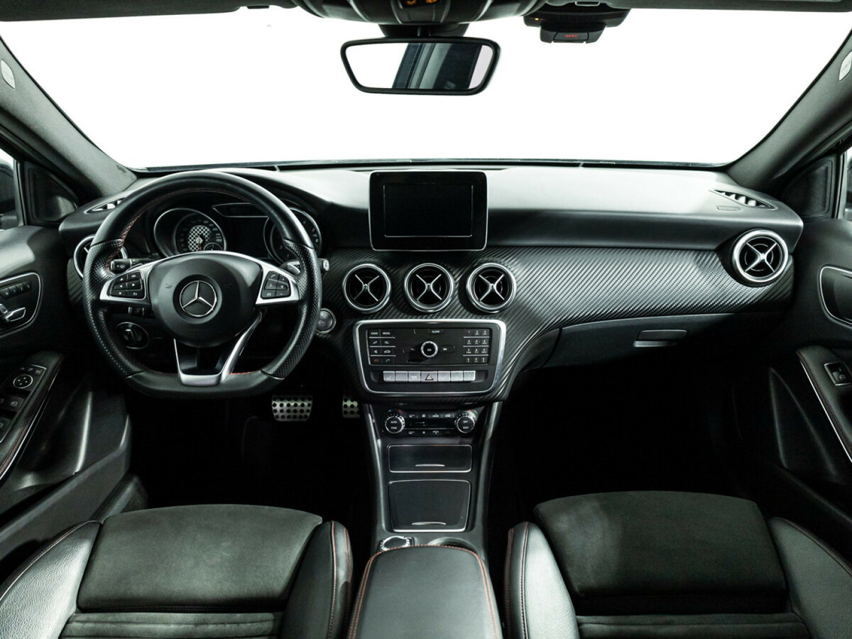 Mercedes-Benz A-Класс 200 III (W176) Рестайлинг, 2016 Фото №13
