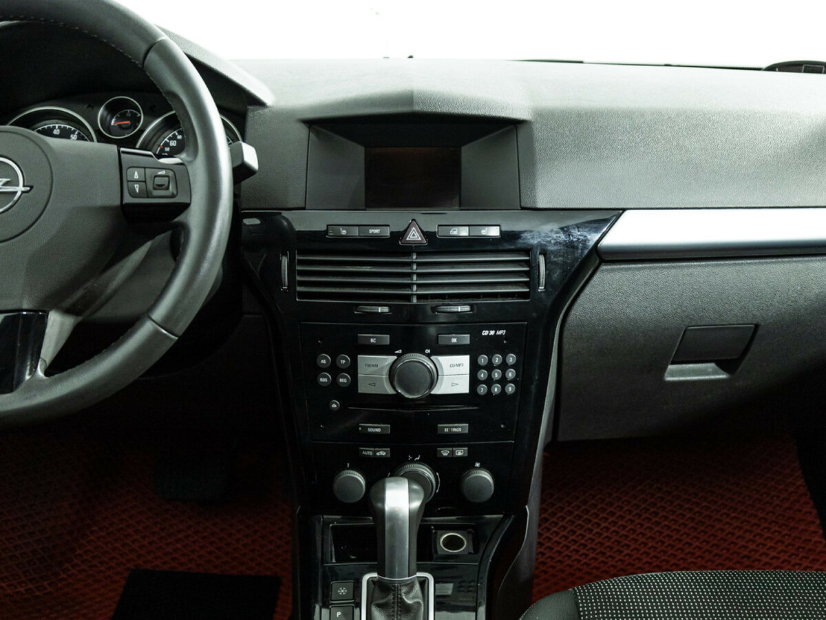 Opel Astra GTC H Рестайлинг, 2010 Фото №14