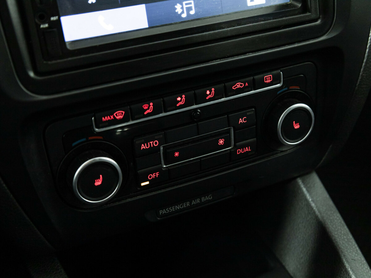 Volkswagen Jetta VI, 2011 Фото №16