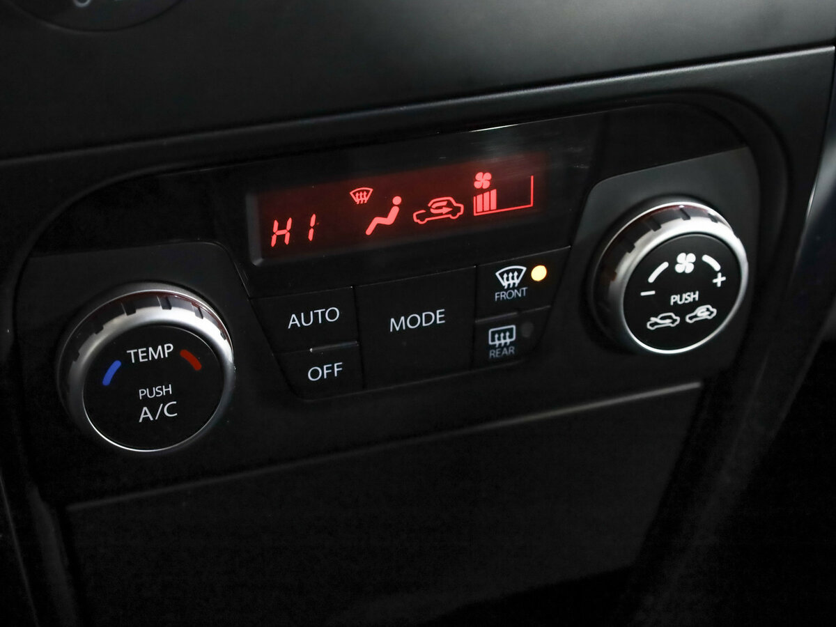 Suzuki SX4 I (Classic) Рестайлинг, 2011 Фото №11