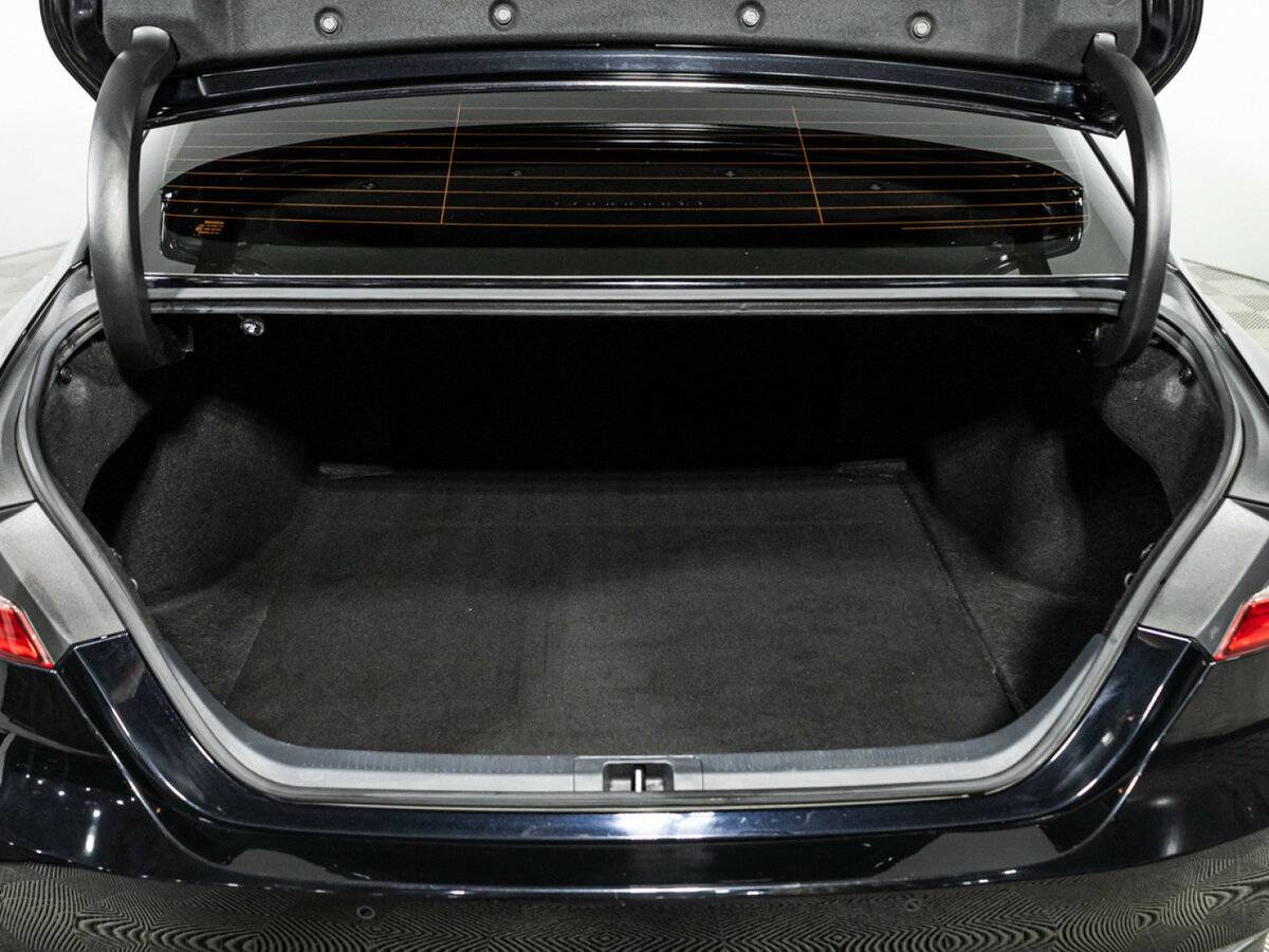 Toyota Camry VIII (XV70) Рестайлинг, 2021 Фото №18