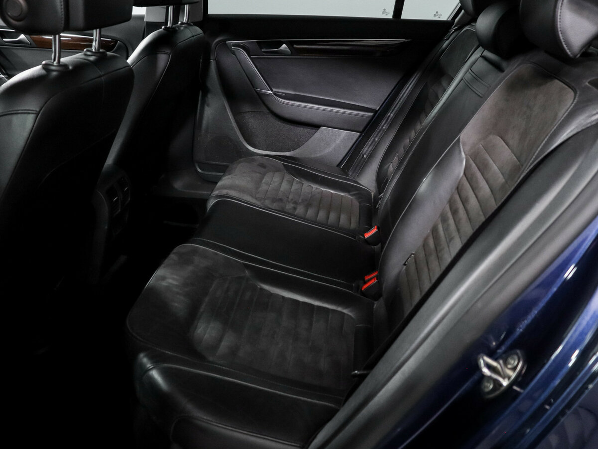 Volkswagen Passat B7, 2011 - 148 869 км. | Фото №7