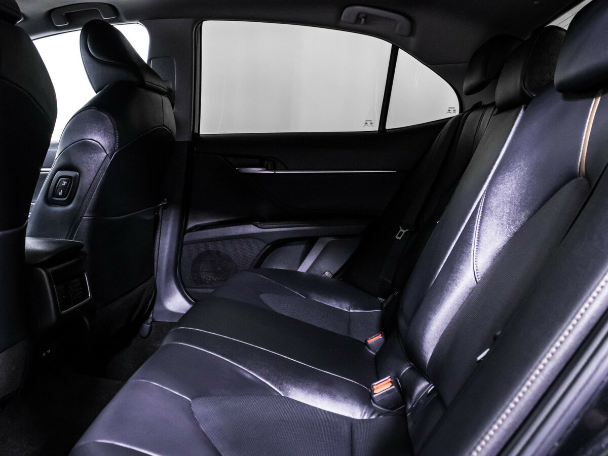 Toyota Camry VIII (XV70) Рестайлинг, 2022 Фото №10