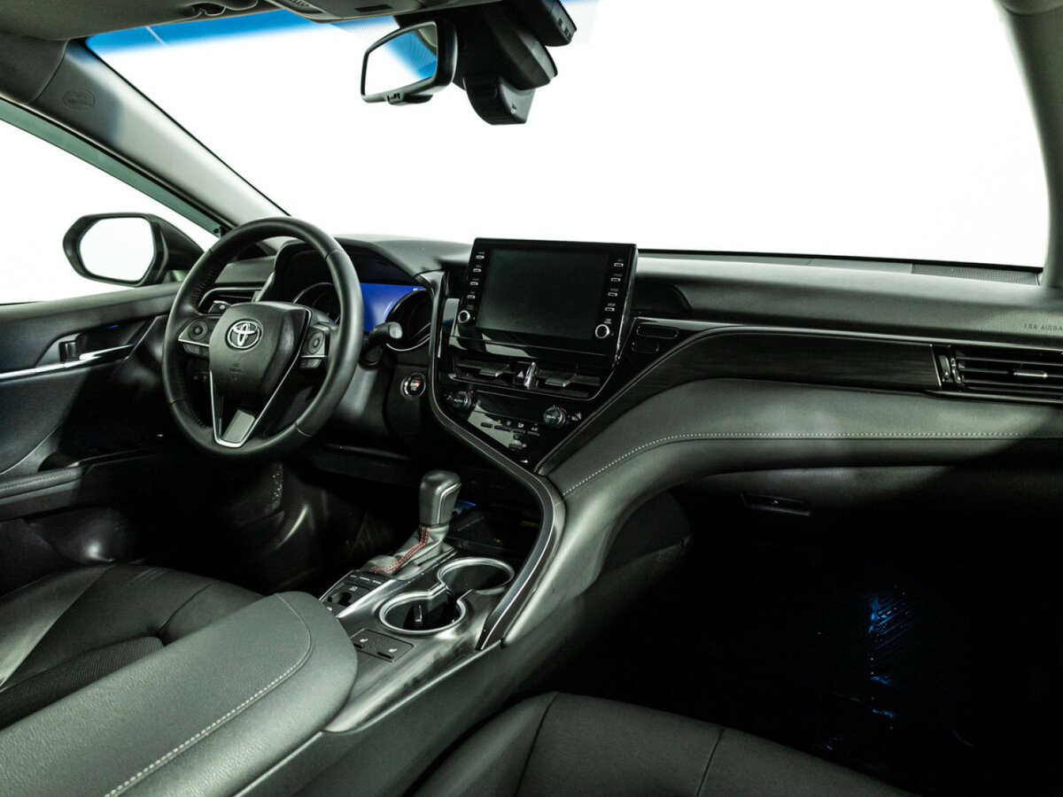 Toyota Camry VIII (XV70) Рестайлинг, 2023 - 41 933 км. | Фото №7