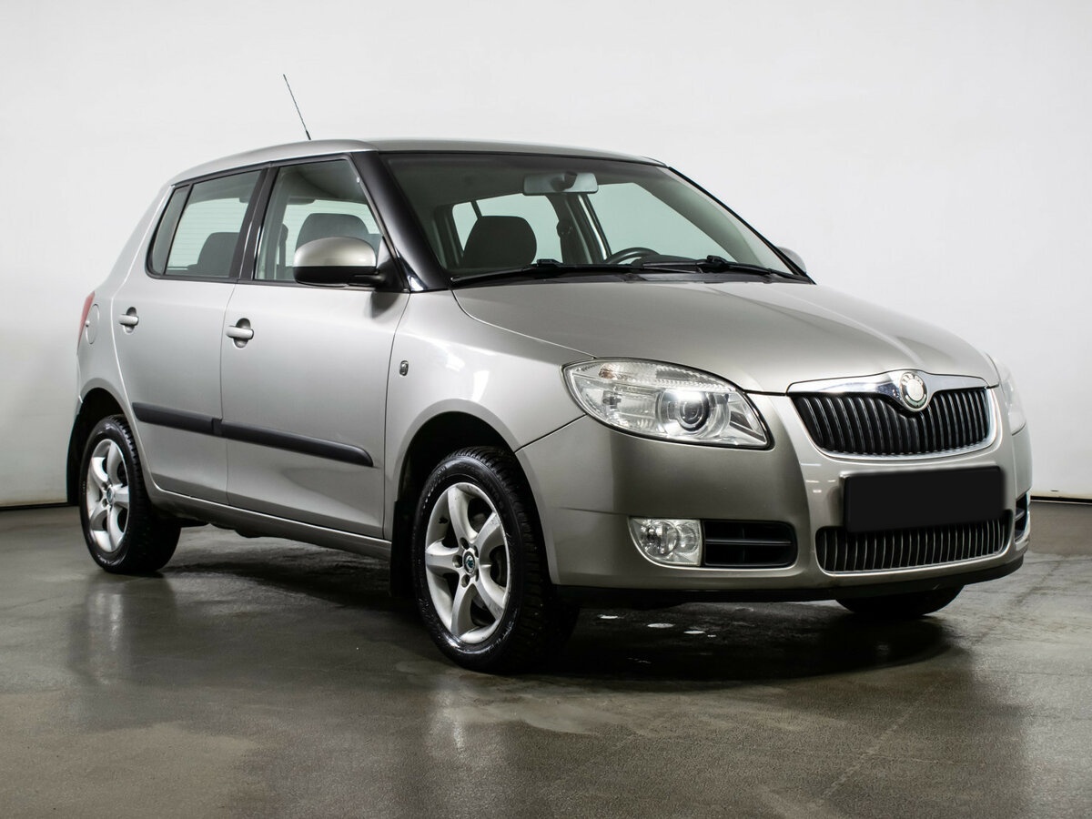 Skoda Fabia II, 2008 - 71 439 км. | Фото №3
