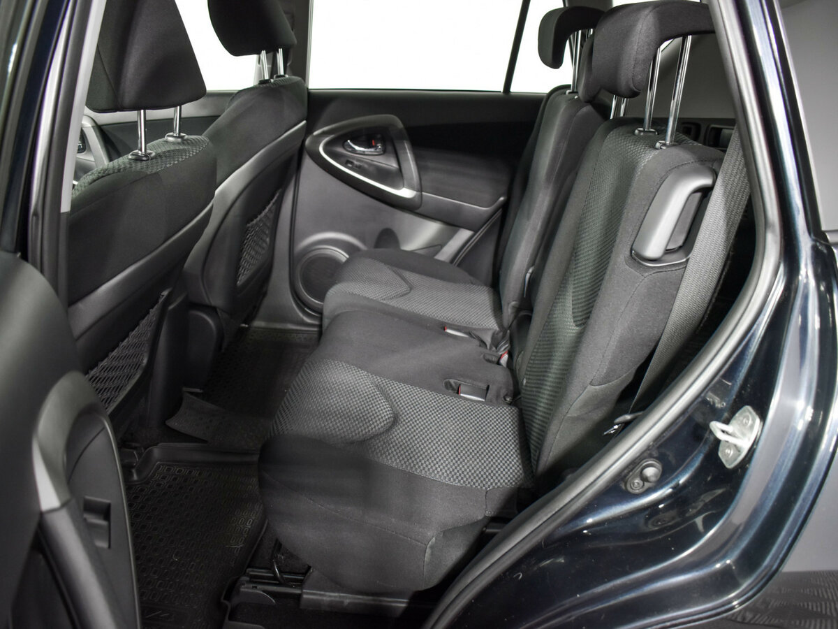 Toyota RAV4 III (XA30) Рестайлинг, 2011 Фото №11