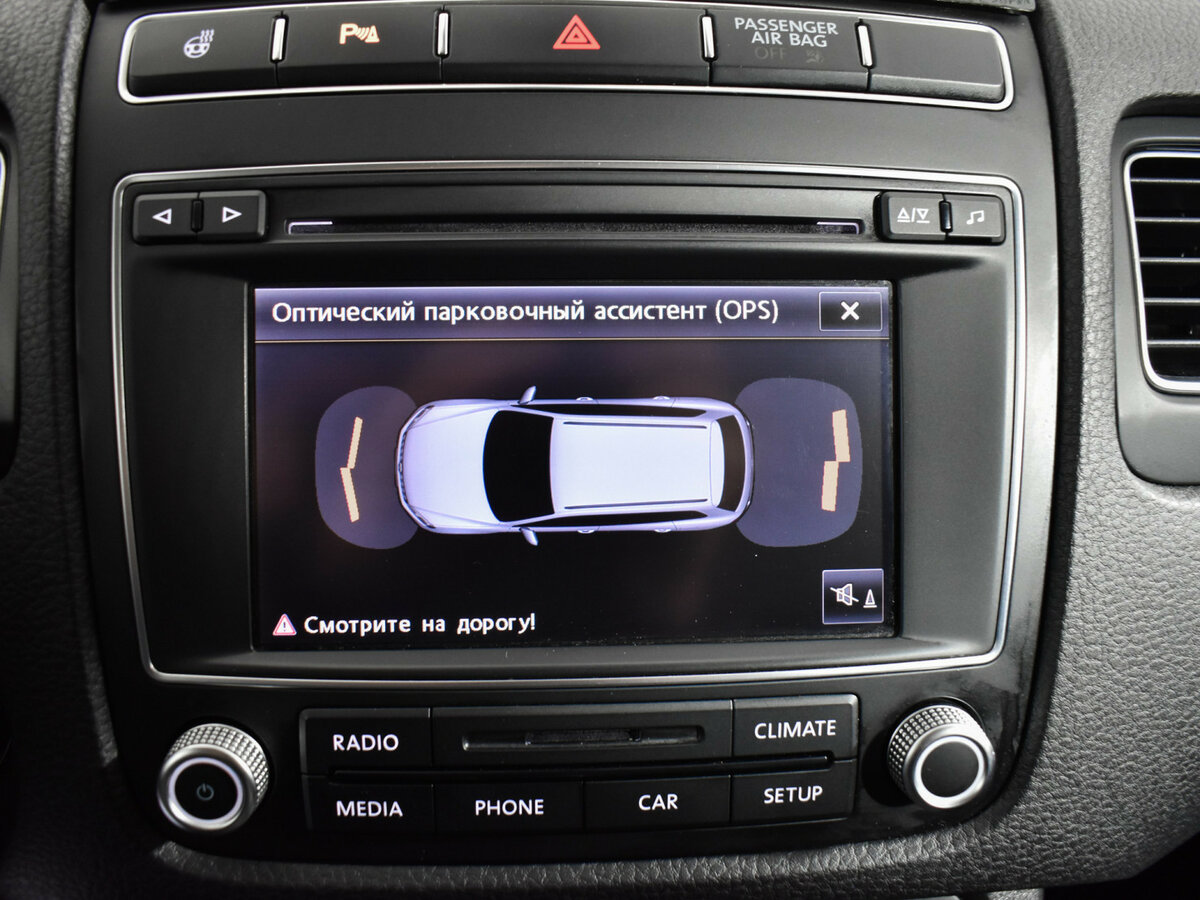 Volkswagen Touareg II Рестайлинг, 2015 Фото №15