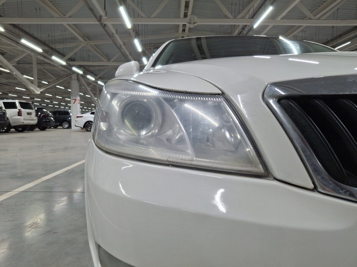 Skoda Octavia II (A5) Рестайлинг, 2011 Фото №17