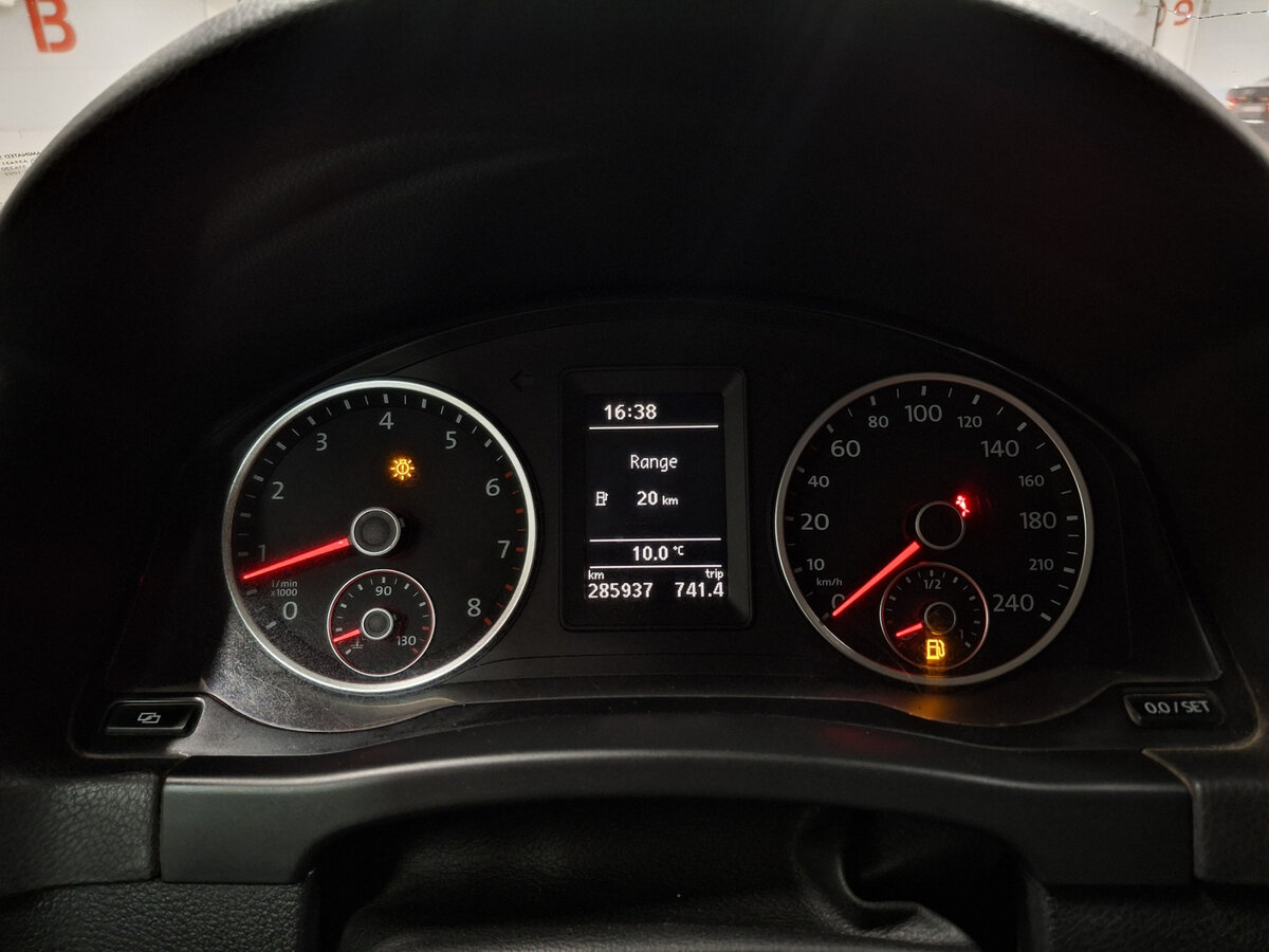 Volkswagen Tiguan I, 2010 Фото №13