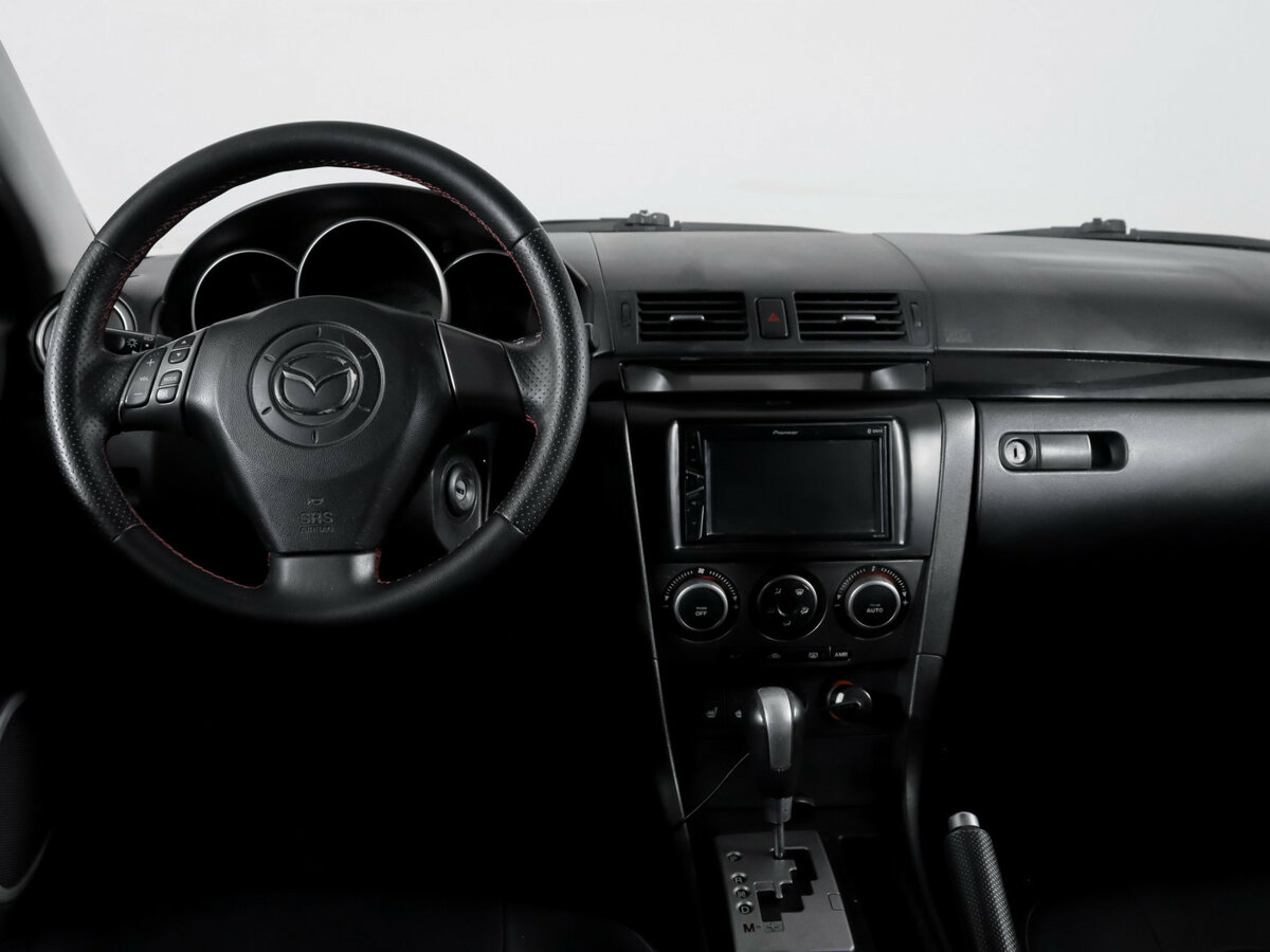 Mazda 3 I (BK) Рестайлинг, 2007 Фото №10