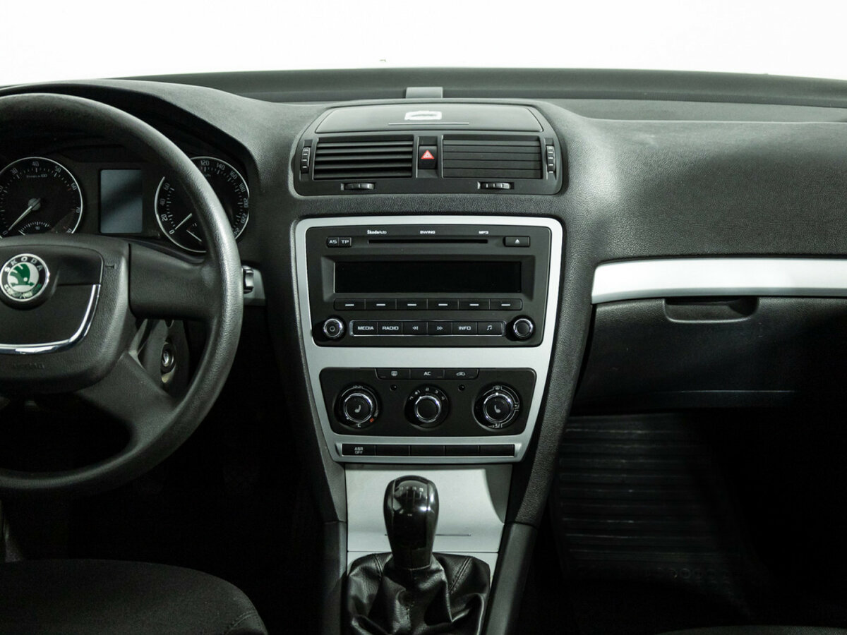 Skoda Octavia II (A5) Рестайлинг, 2009 Фото №14