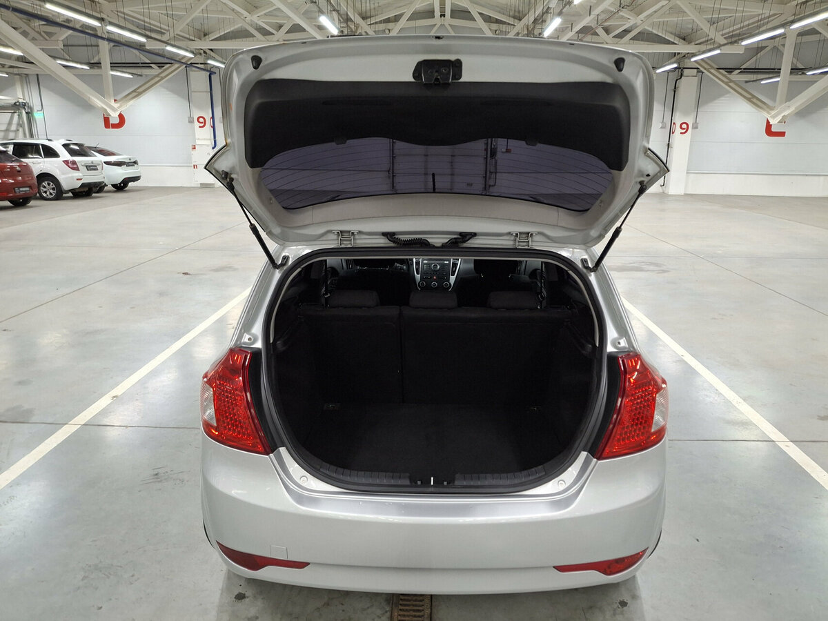 Kia Ceed I Рестайлинг, 2011 Фото №10