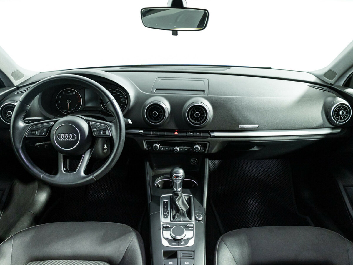 Audi A3 III (8V) Рестайлинг, 2019 Фото №13