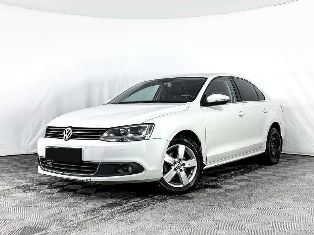 Volkswagen Jetta, 2013